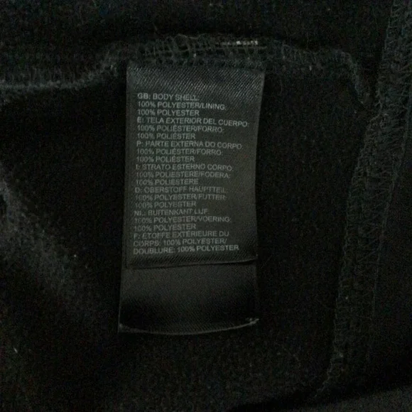 The North Face Black and Red Full Zip Hoodie - Size Large (14-16) - Picture 7 of 8